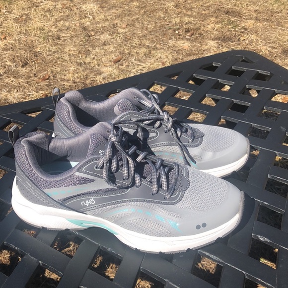 sky walk 2 walking shoe